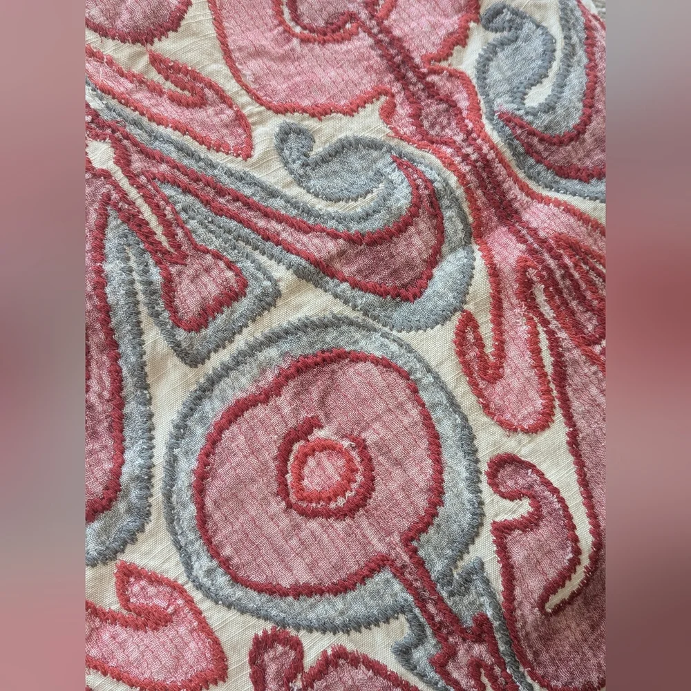 (2) Pottery Barn "KENMARE" Ikat Embroidered Pillow Covers 24" Red/Gray - Picture 4 of 9